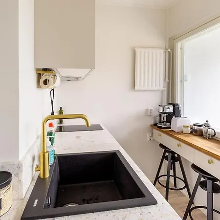 Eastend Pearl - With Great Kitchen - Subway And Shops Near